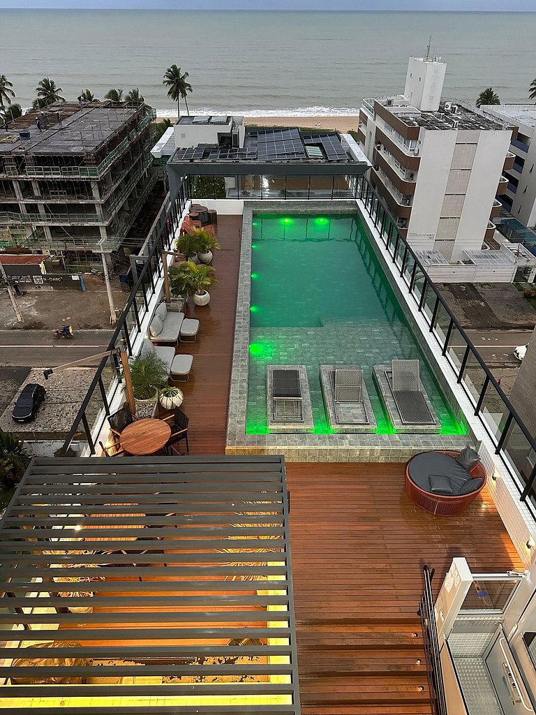 Flat a 20 metros do mar