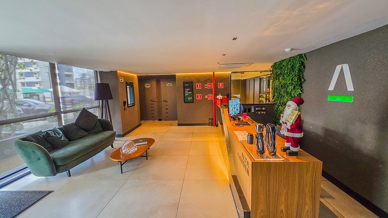 Cobertura com piscina privativa e vista mar