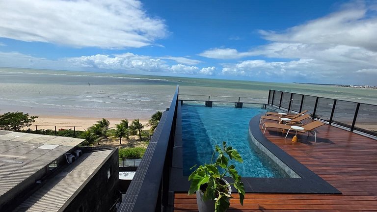 Flat Alta Marine pé na areia na praia do Bessa