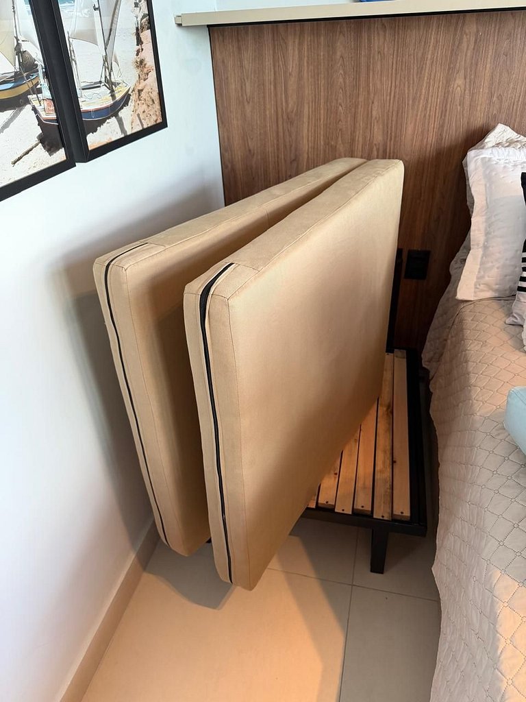 Cobertura com piscina privativa e vista mar